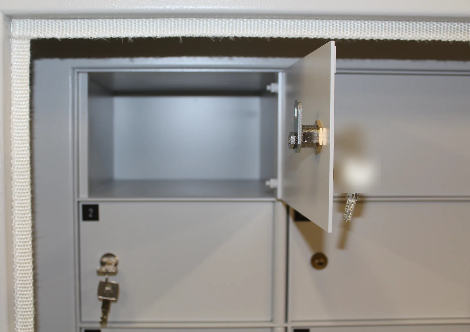 Camlock-cilinder voor een binnenvak, met masterkey