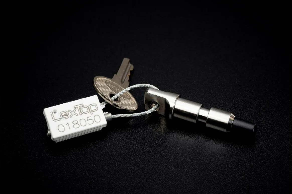 RFID holder with cable seal