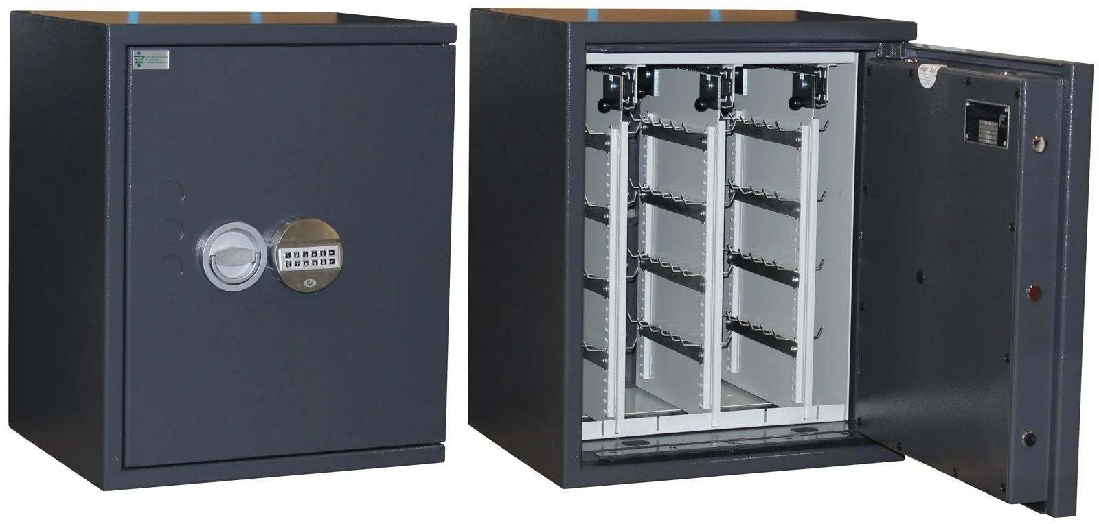 Compact certified key safe with electronic code lock and hook panels